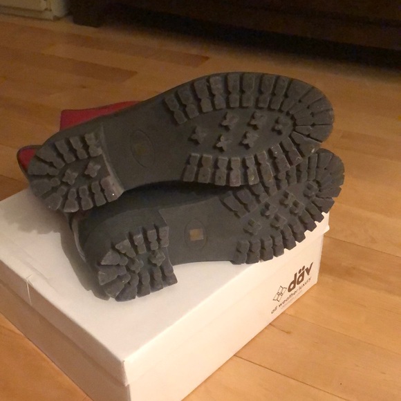 DAV Dryden Mid-Sheer Berry Rain Boots USA10/EURO40 - Picture 3 of 4